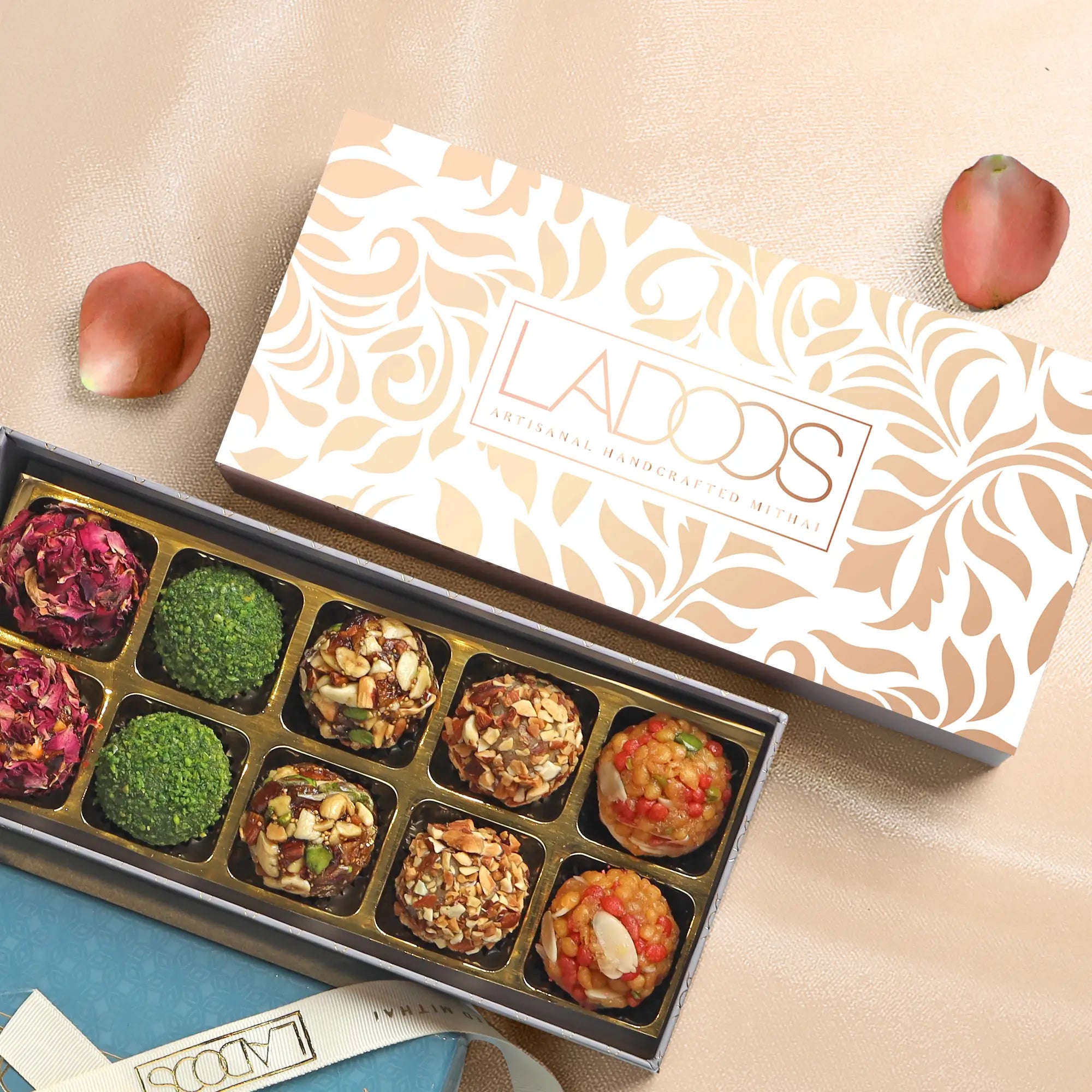 Signature 10-Piece Box