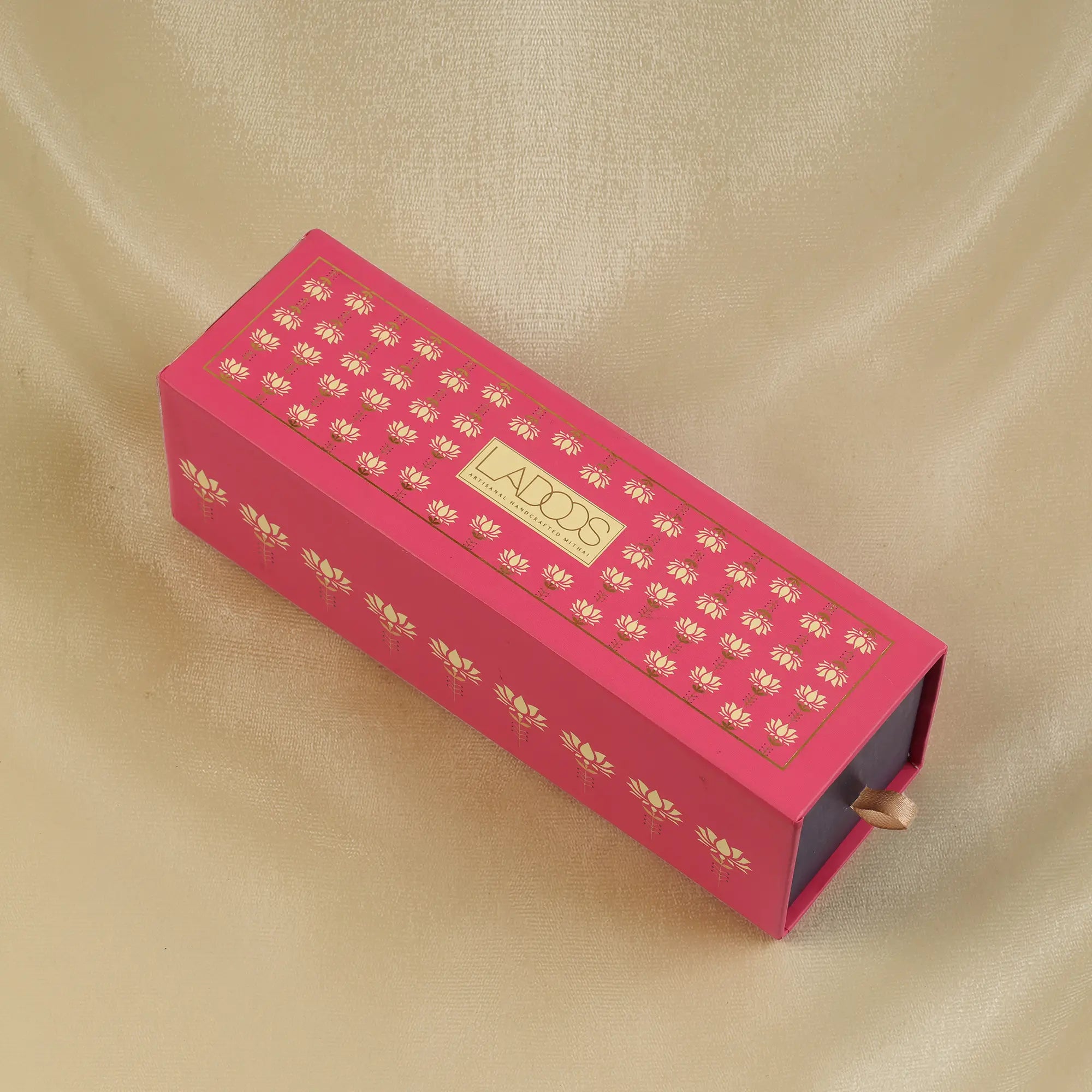 Signature 4-Piece Pull-Out Box