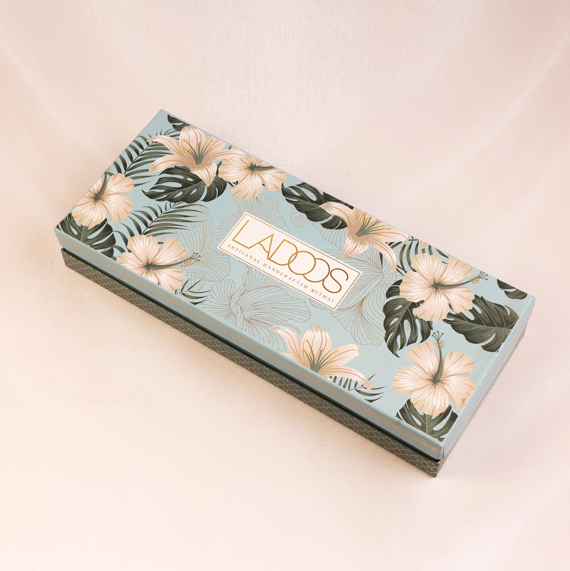 Signature 24-Piece Box